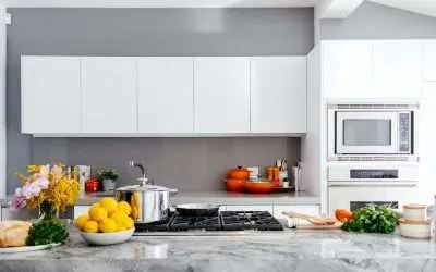 27 Quick and Easy Tips to Keep Your Kitchen Clean and Organized